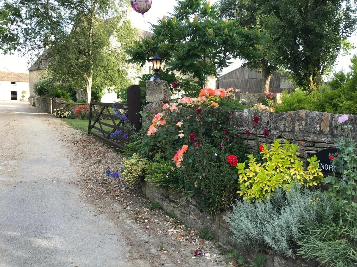 The Manor Farm Alderton Villa Chippenham  Luaran gambar